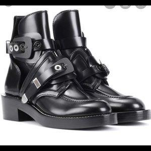 Balenciaga black leather boots 37.5